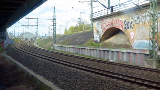 Nach endlos langen 90 Sekunden kam der Bahnhof Neustadt in Sicht.