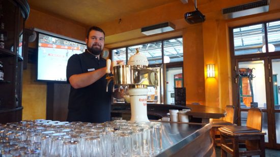 Barkeeper Sebastian Reinhold im Craft-Beer & Sport