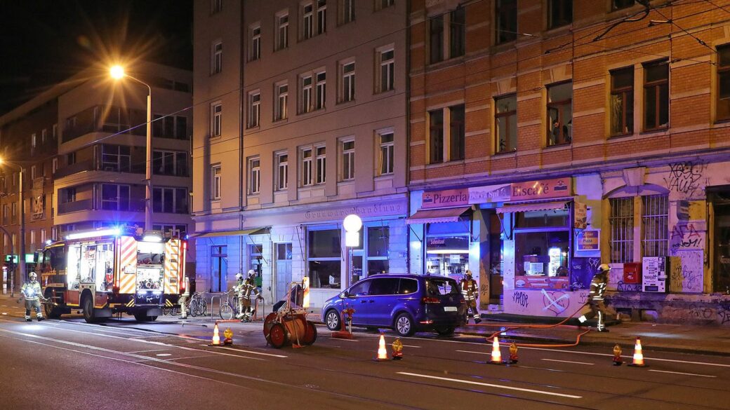 Brand Anschlag auf Auto am Bischofsplatz Neustadt Geflüster