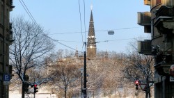Die Garnisonkirche von der Görlitzer Straße aus gesehen.