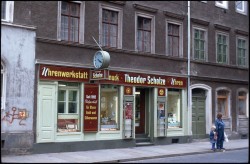Der Juwelier Theodor Scholze - bis 1999 eine Institution in der Neustadt. Foto: Lange