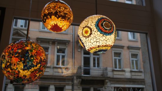 Nahezu jeder Gegenstand lässt sich mit Mosaiken schmücken