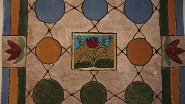 "Buntglas" - Textilkunst aus Frankreich mit afghanischem Kern.