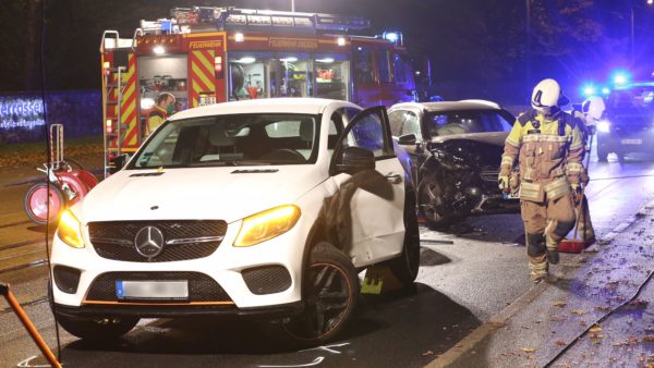 Unfall an der Bautzner Straße - Foto: Roland Halkasch