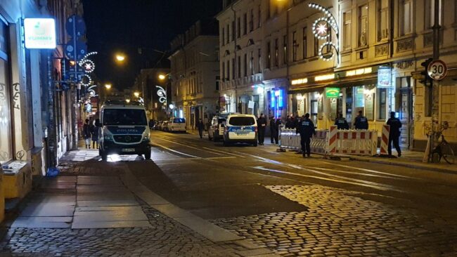 Polizei und Ordnungsbehörde kontrollieren