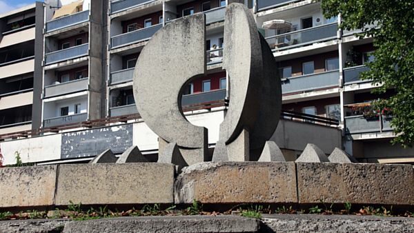 Östlicher Kracht-Brunnen, seit 20 Jahren ohne Wasser.