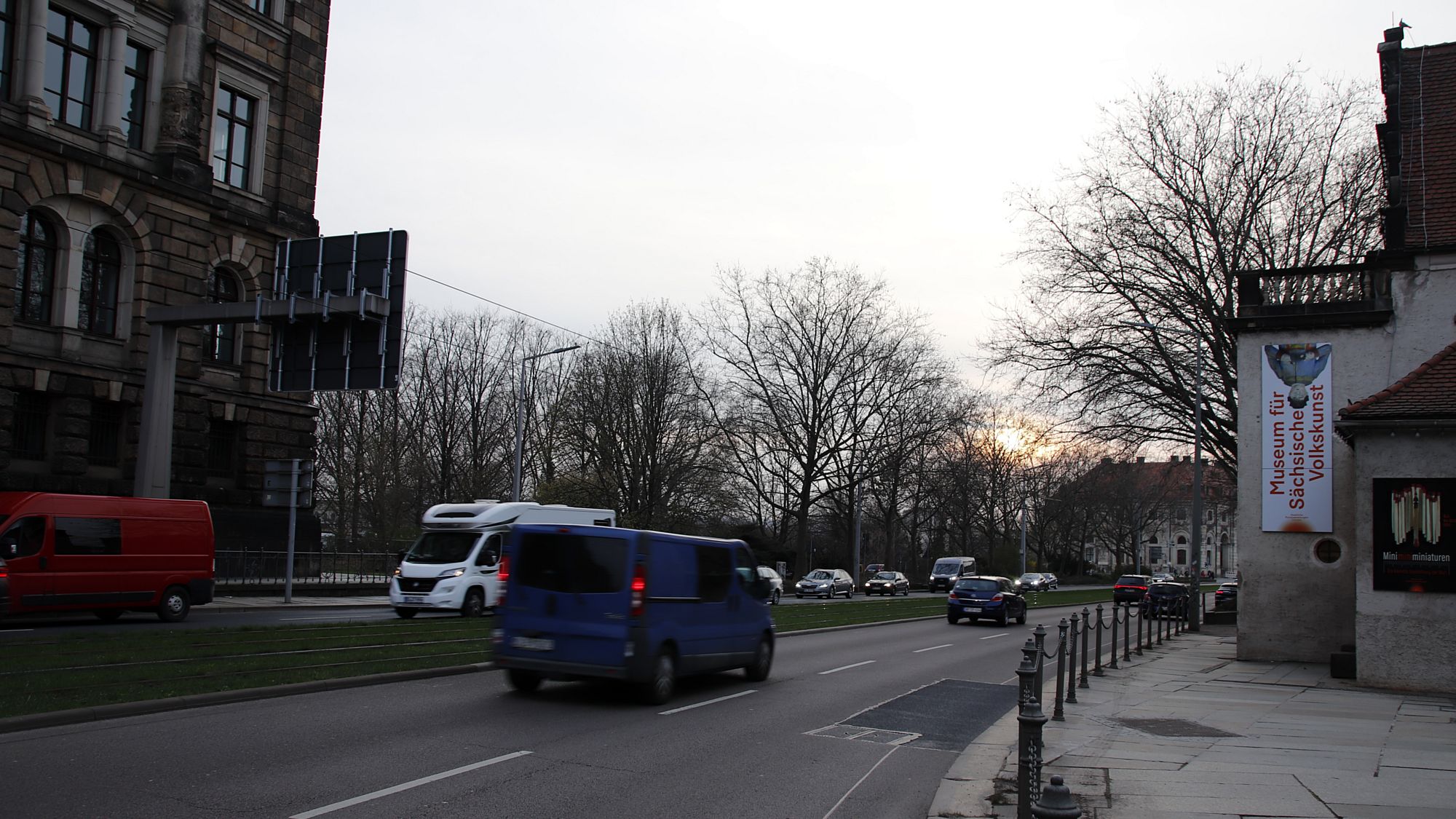 Köpckestraße: CDU will Tunnel, Stadtplanungsamt schlägt Boulevard vor. Foto: Anton Launer