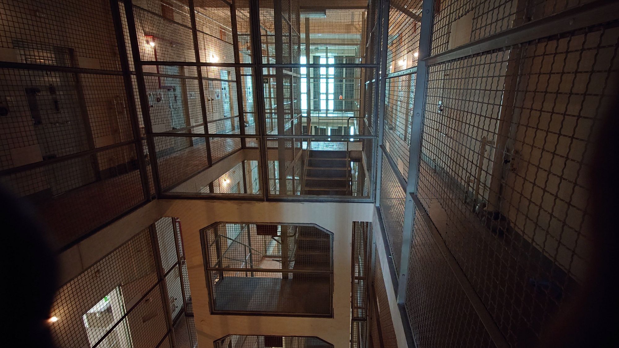 Blick in das Stasi-Gefängnis - Foto: Anton Launer