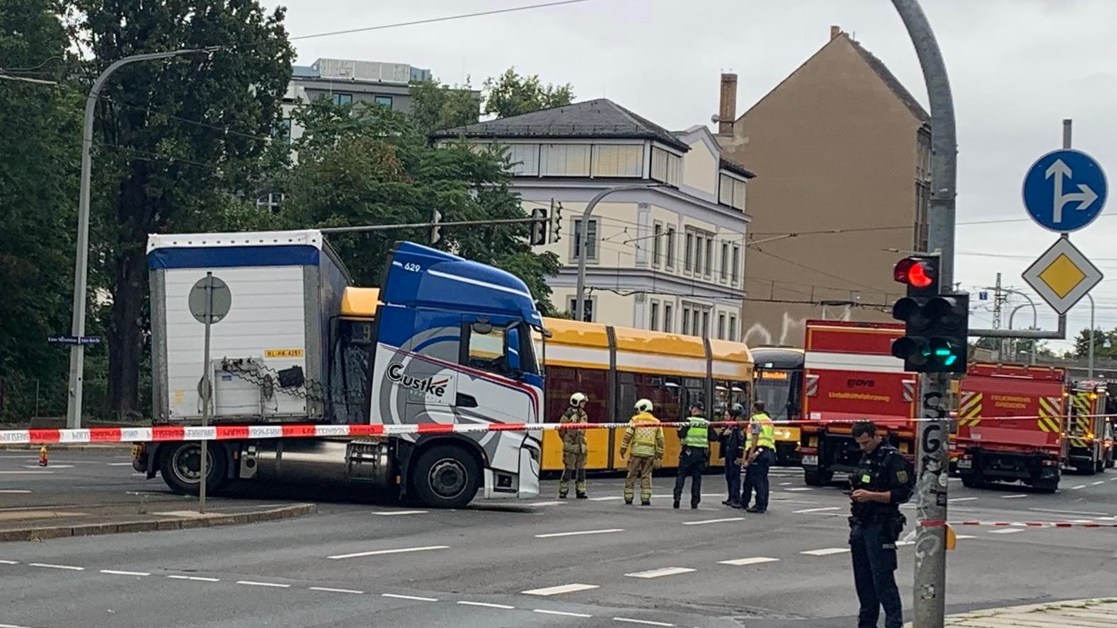 Schwerer Unfall an der Robert-Blum-Straße - Foto: Privat