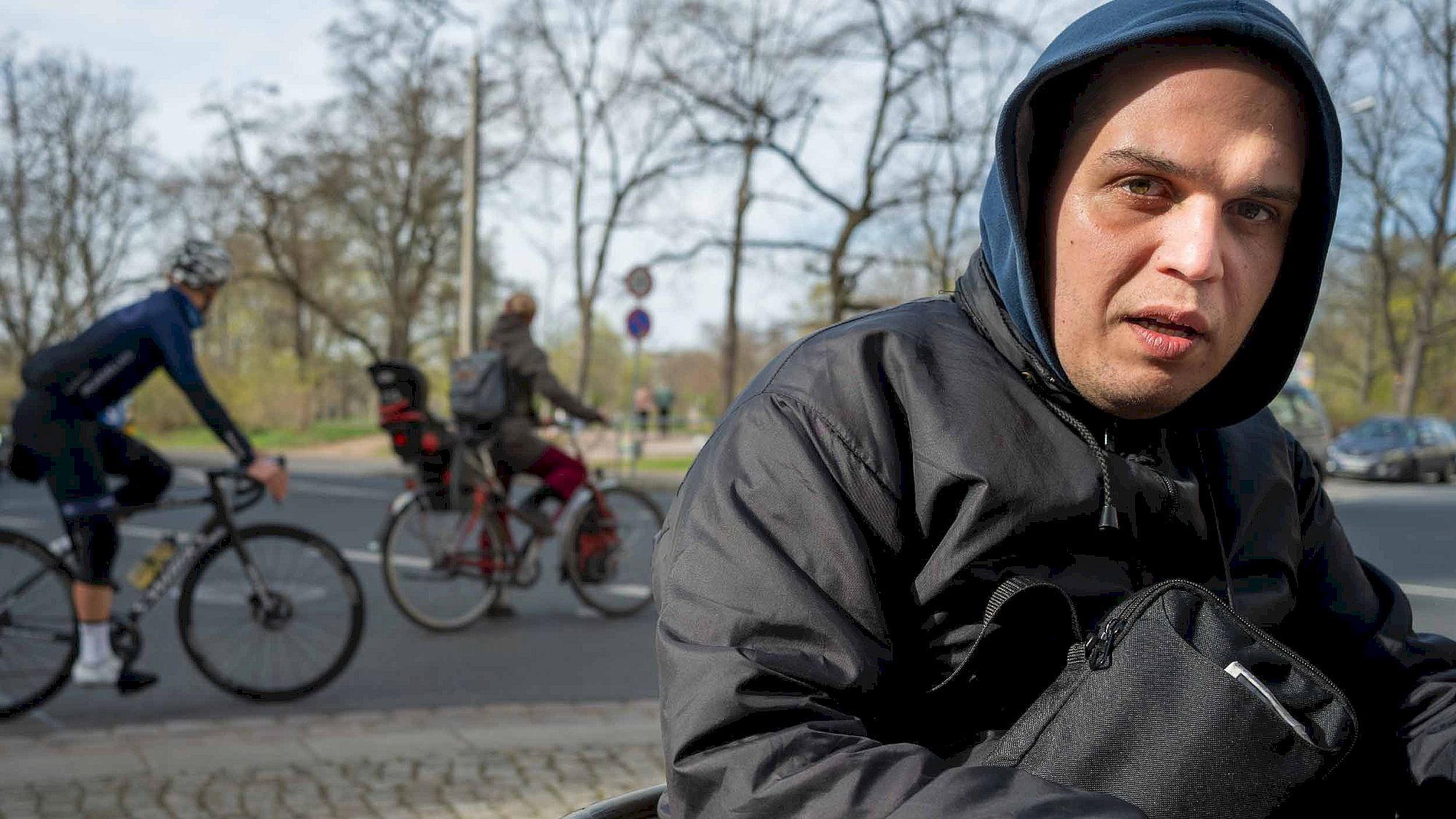 Dieser Mann soll im März einen Fotografen mit einem Messer bedroht haben. Foto: Privat