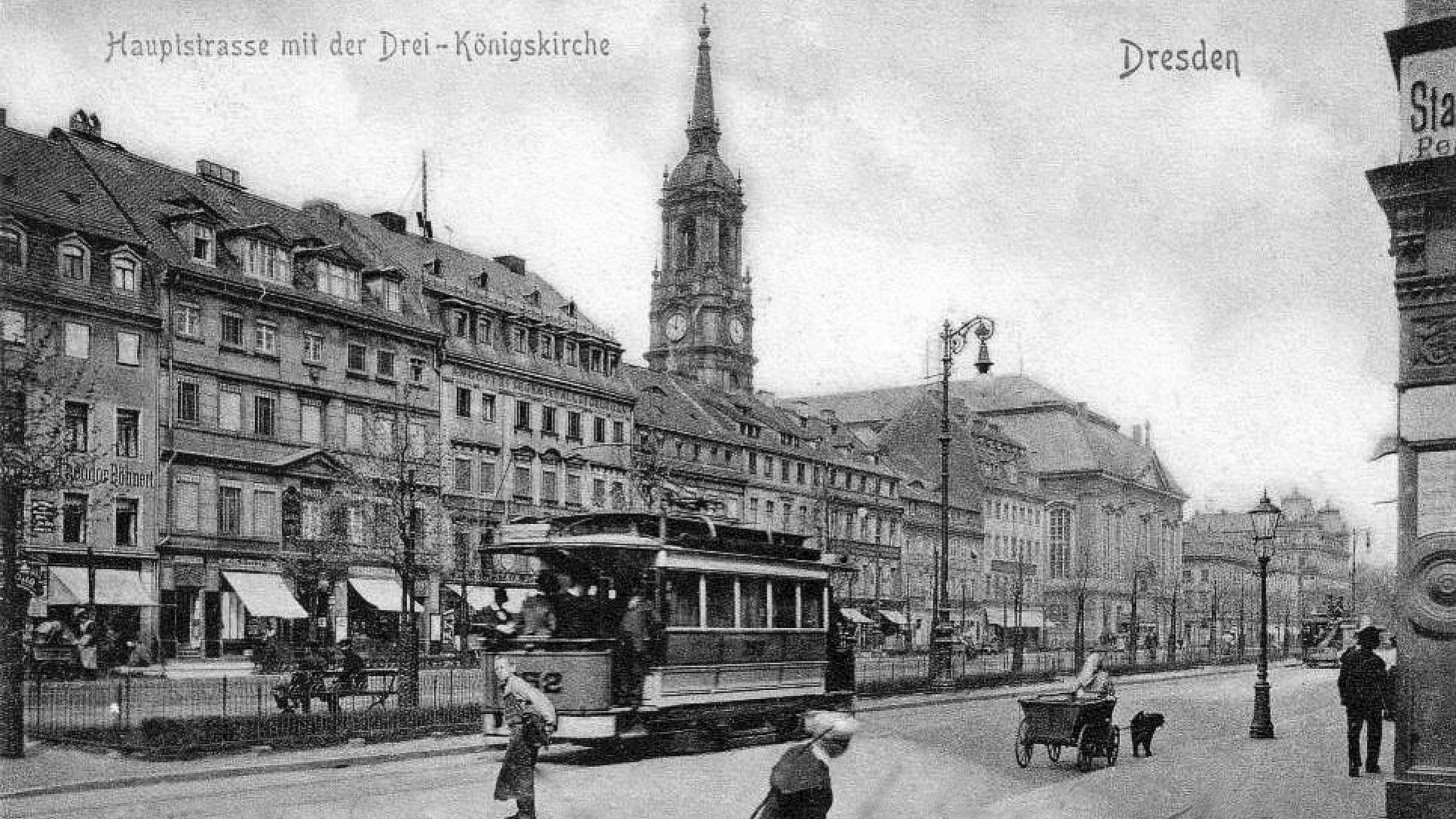 Hauptstraße mit Dreikönigskirche - zeitgenössische Postkarte