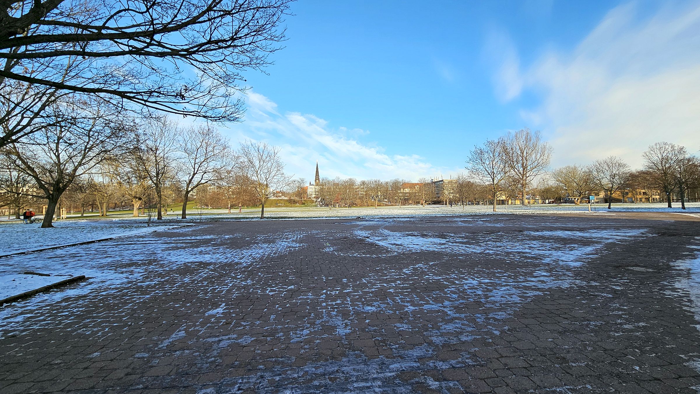 Alaunplatz im Januar - Foto: Anton Launer