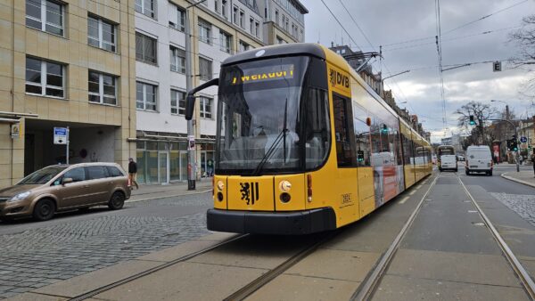 Fährt vorrübergehend nicht bis nach Weixdorf - die Linie 7 - Foto: Anton Launer